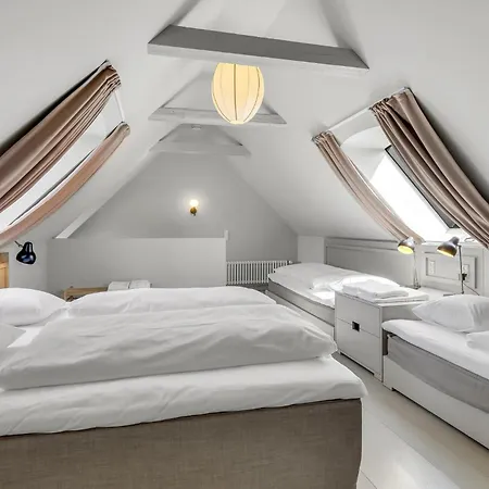 Апартаменты 1 Bedroom Beautiful In *