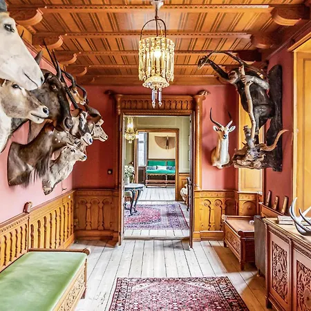 Апартаменты 1 Bedroom Beautiful In *