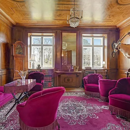 Апартаменты 1 Bedroom Beautiful In Хамбл