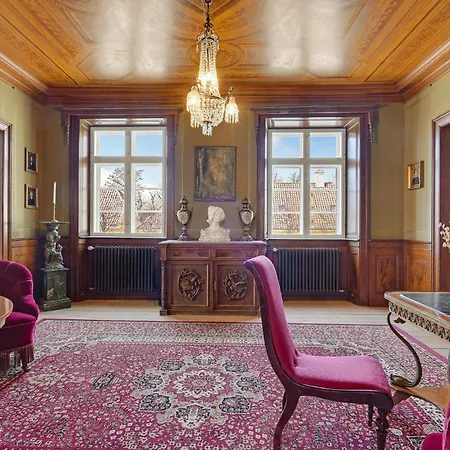 Апартаменты 1 Bedroom Beautiful In
